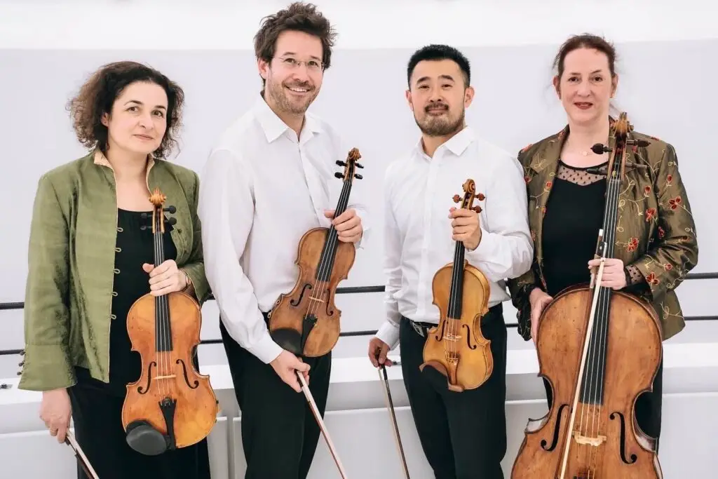 1e5d0f64 4a12 4c62 9030 8b2124d4191c 2